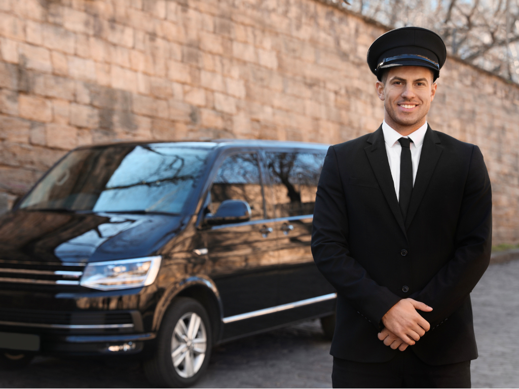 The Benefits Of Dubai Private Driver Service For Business Man