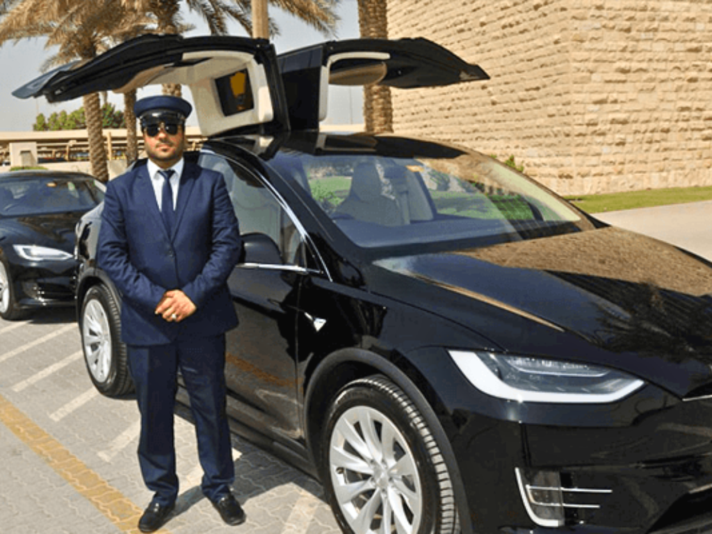 What is Chauffeur Service in UAE?