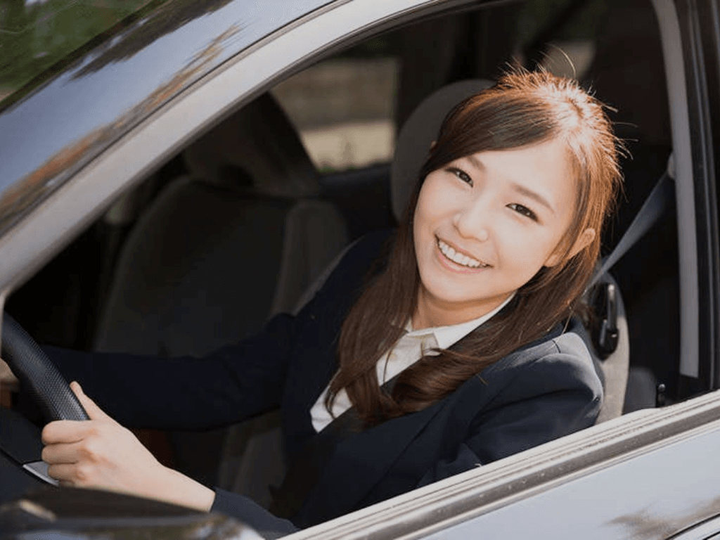 female dubai driver | lady driver dubai